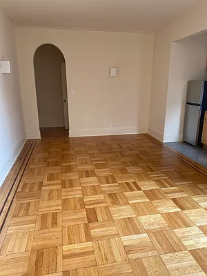 Rented by SUN WOOD REAL ESTATE | media 10