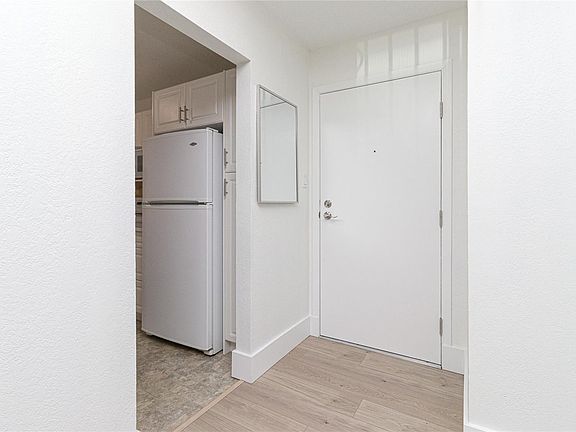 3rd image of 73 Gorge Rd W #310