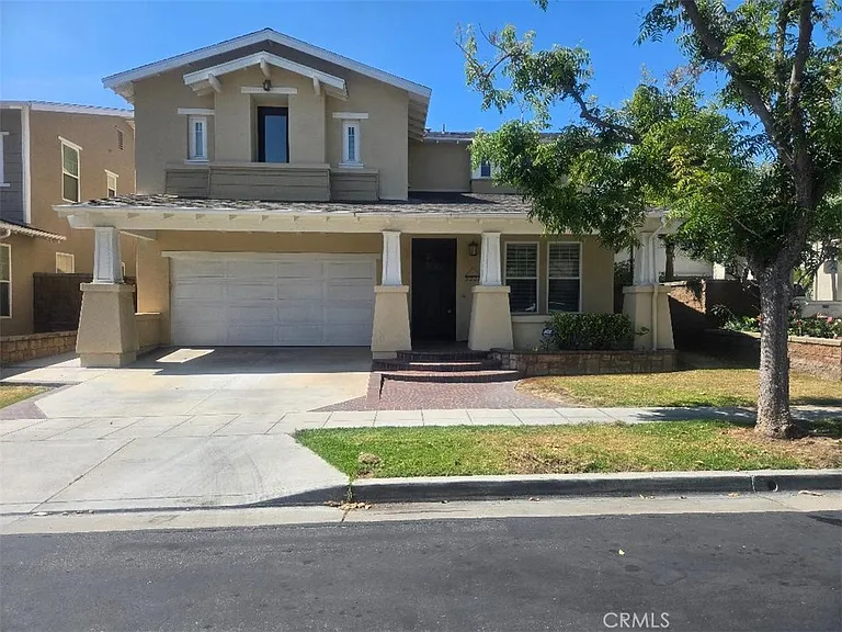 2226 Evans St — Photo 2