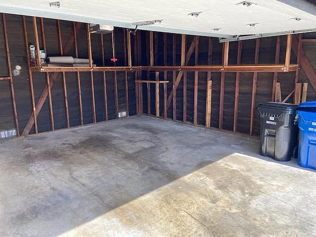 1300 Stonewood Ct — Photo 16