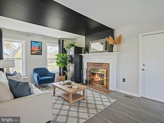 4th image of 2101 Waterleaf Way