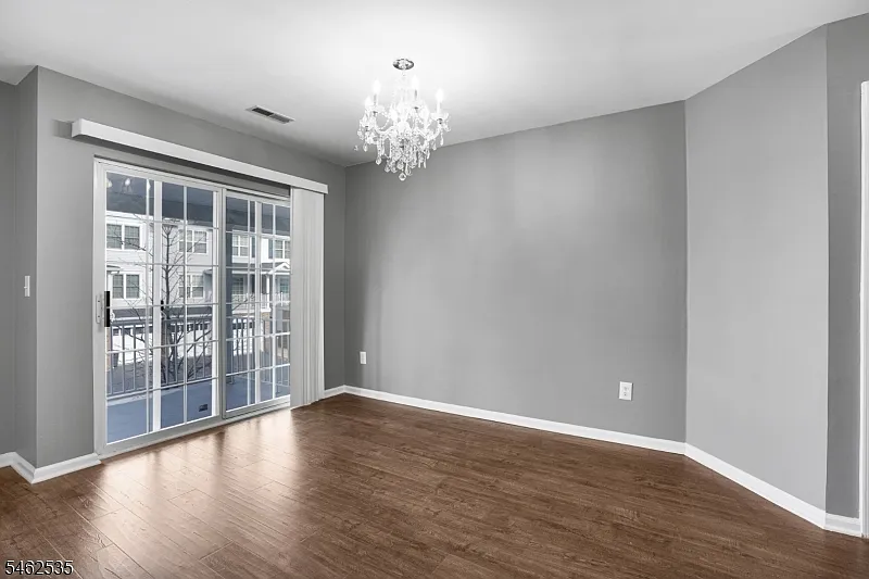 2 bed, 1.5 bath, $2,900 — Photo 4