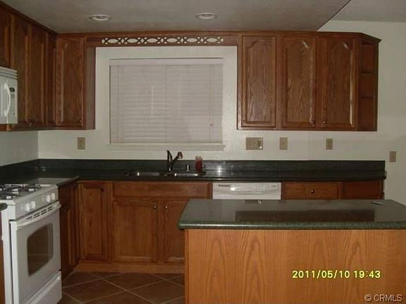 3rd image of 3154 McKinley Ave