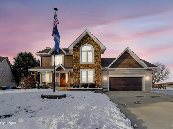 440 North St, Blissfield, MI 49228