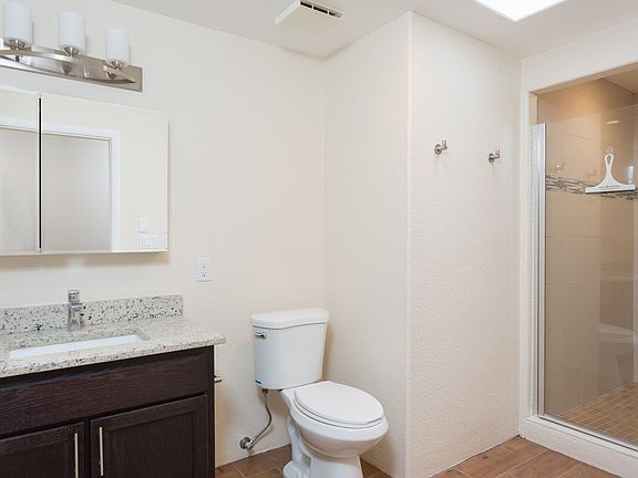 3rd image of 1823 E 7th St #1