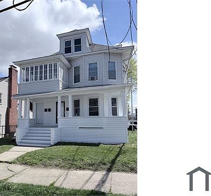 2nd image of 173 Fairview Ave Unit 3