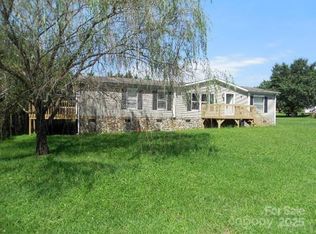 2459 Albany Dr, Newton, NC 28658