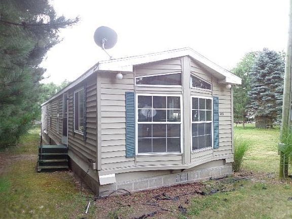 2nd image of 8118 Ray Dr