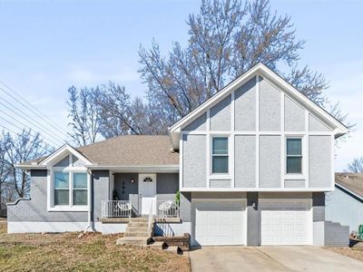 100 NE Keystone Dr, Lees Summit, MO, 64086