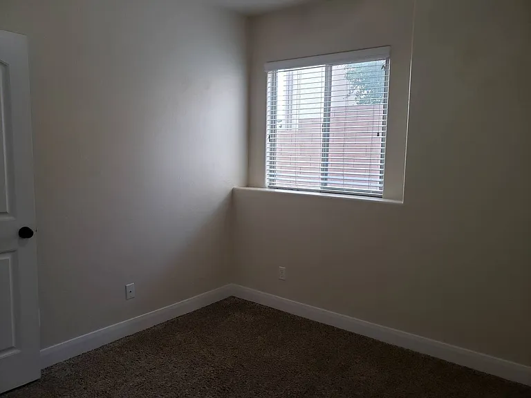 1385 W Clinton Way — Photo 16