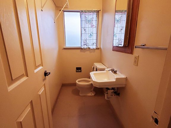 5th image of 7245 Bark Ln APT 20