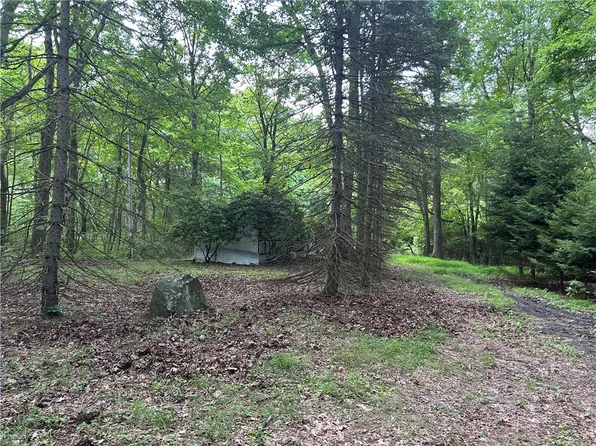 807 Branchton Rd, Boyers, PA 16020