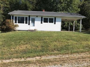 271 Woods Dr, North Wilkesboro, NC 28659