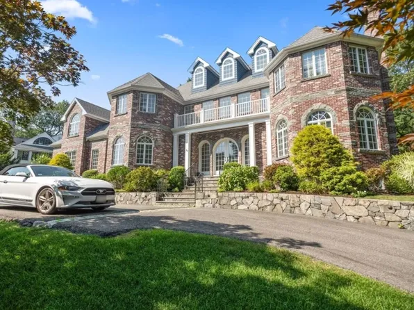 60 Forest Ave, West Newton, MA 02465