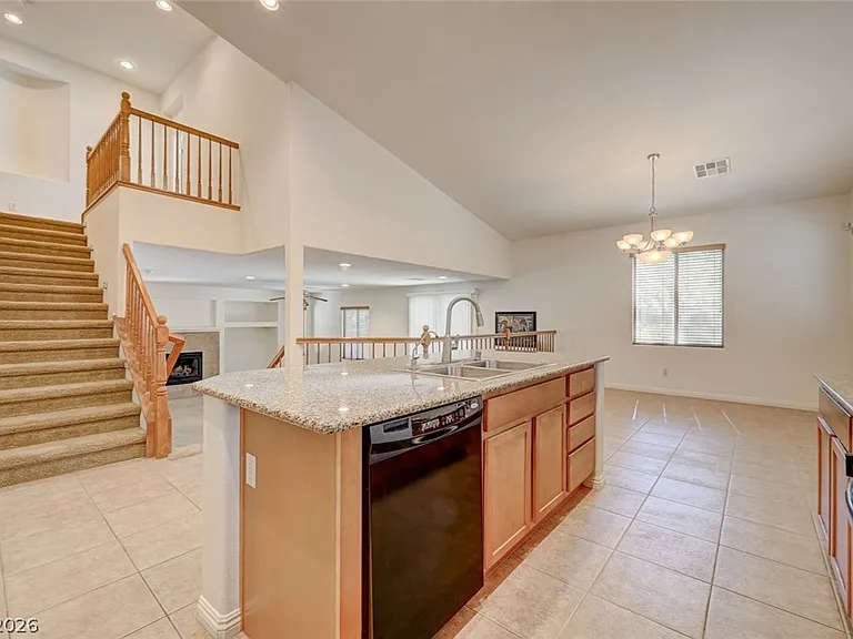 5921 Altissimo St — Photo 22
