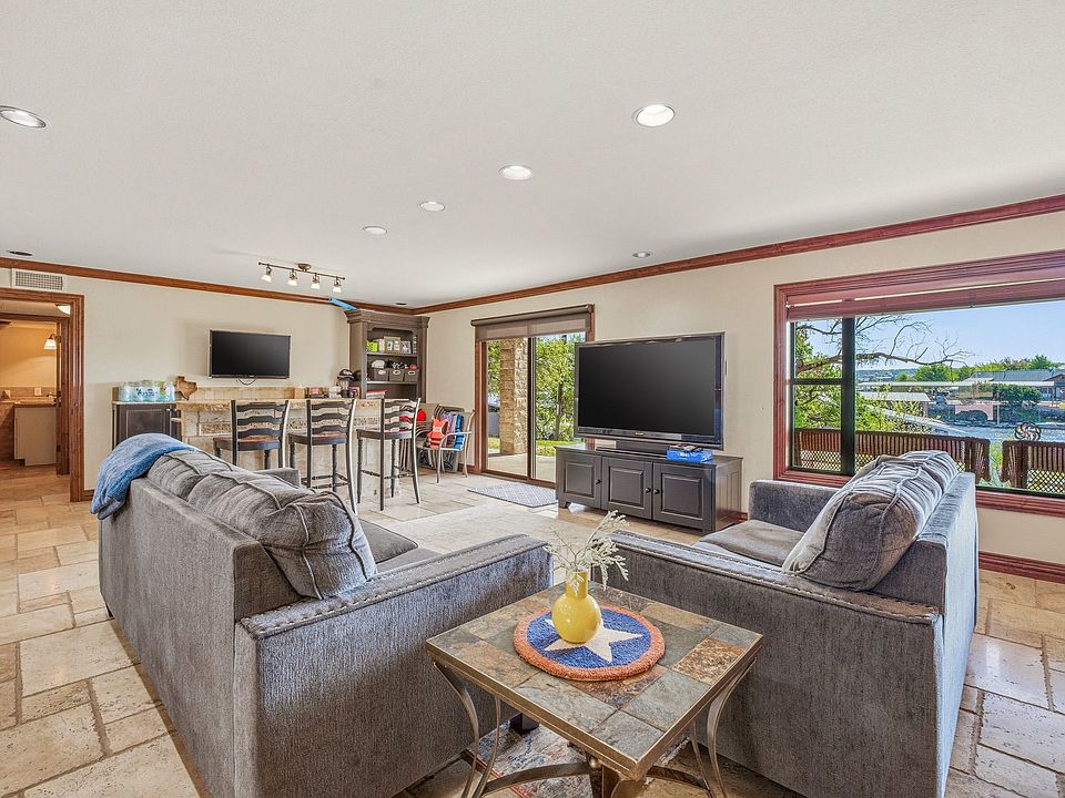 1st image of 3301 Lavilla Rd