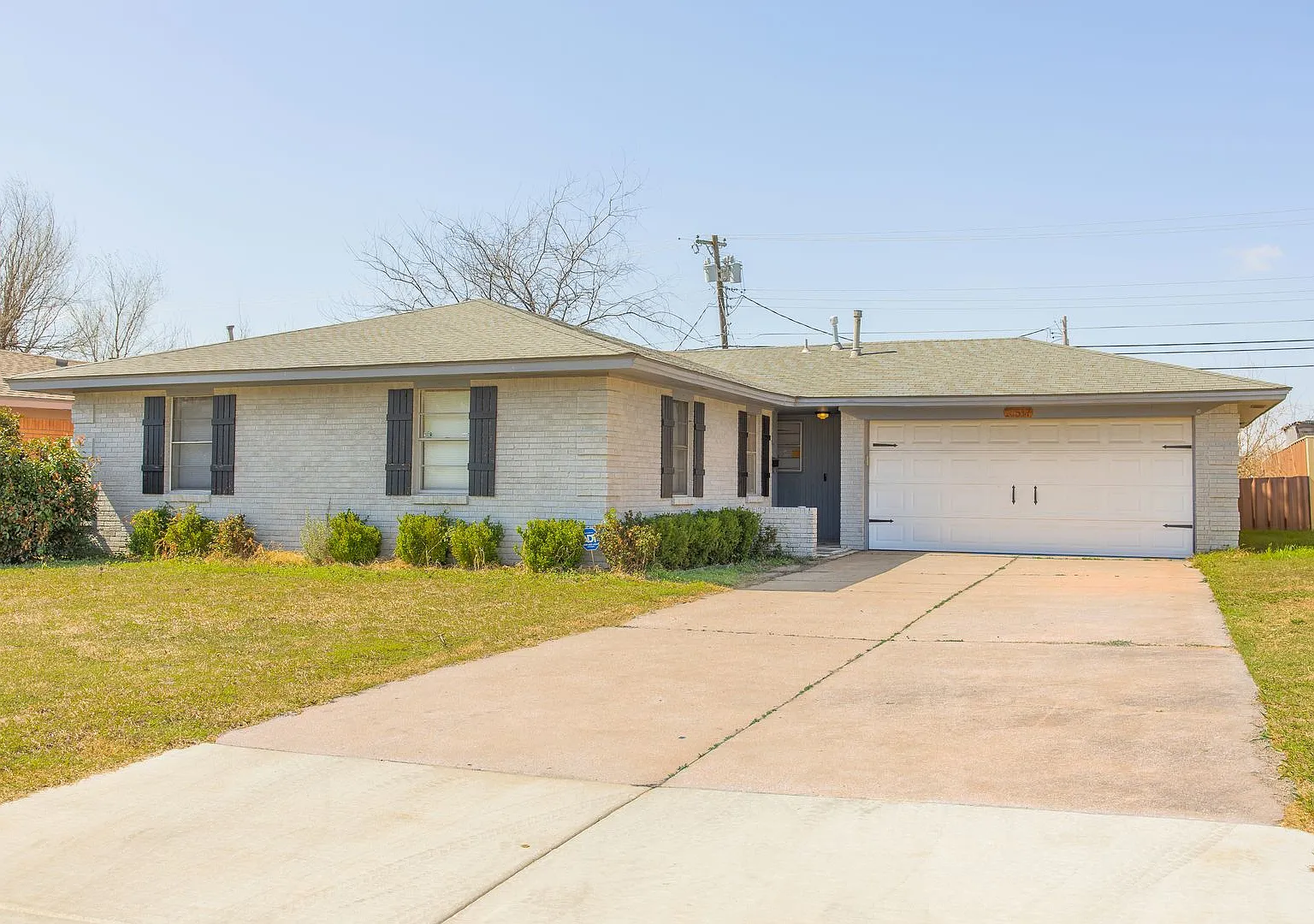 Beautiful home for lease near Hefner & Penn — Photo 3