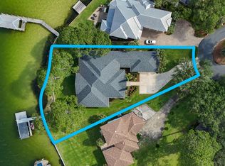 23 Paradise Point Rd, Shalimar, FL 32579