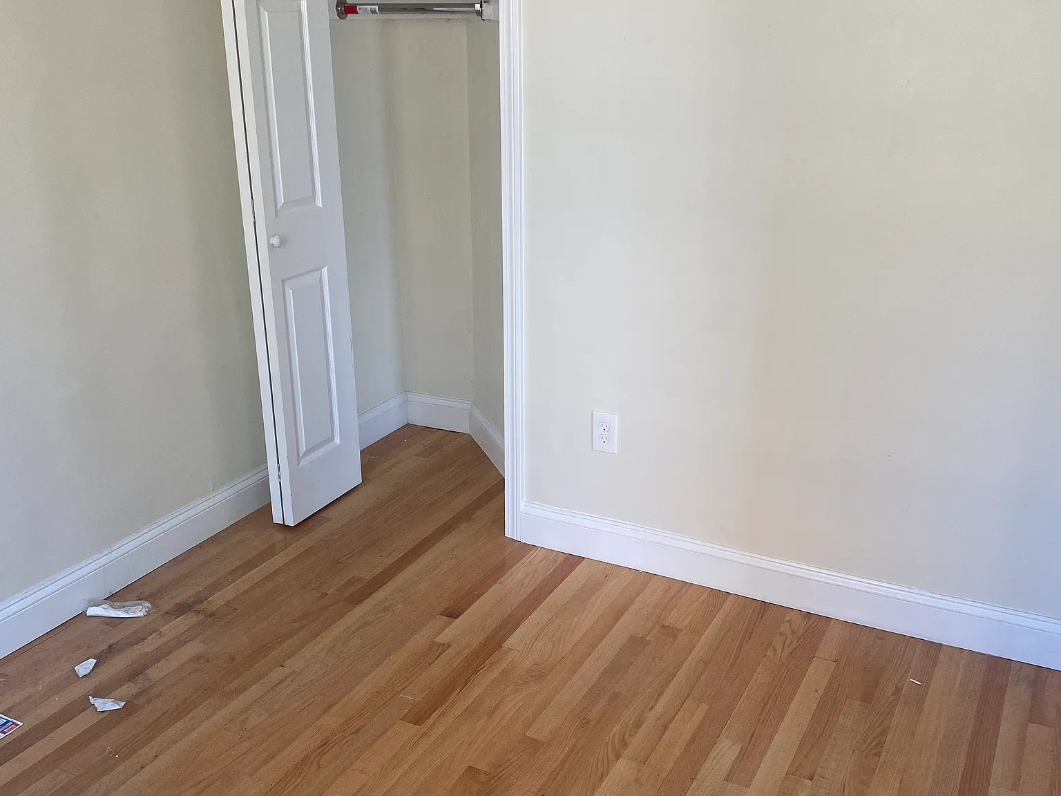 1 bed, 550 sqft, $3,200 — Photo 4