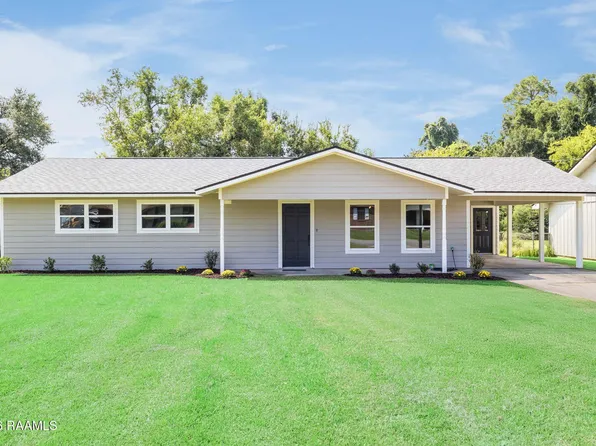 2318 Helen St, Abbeville, LA 70510