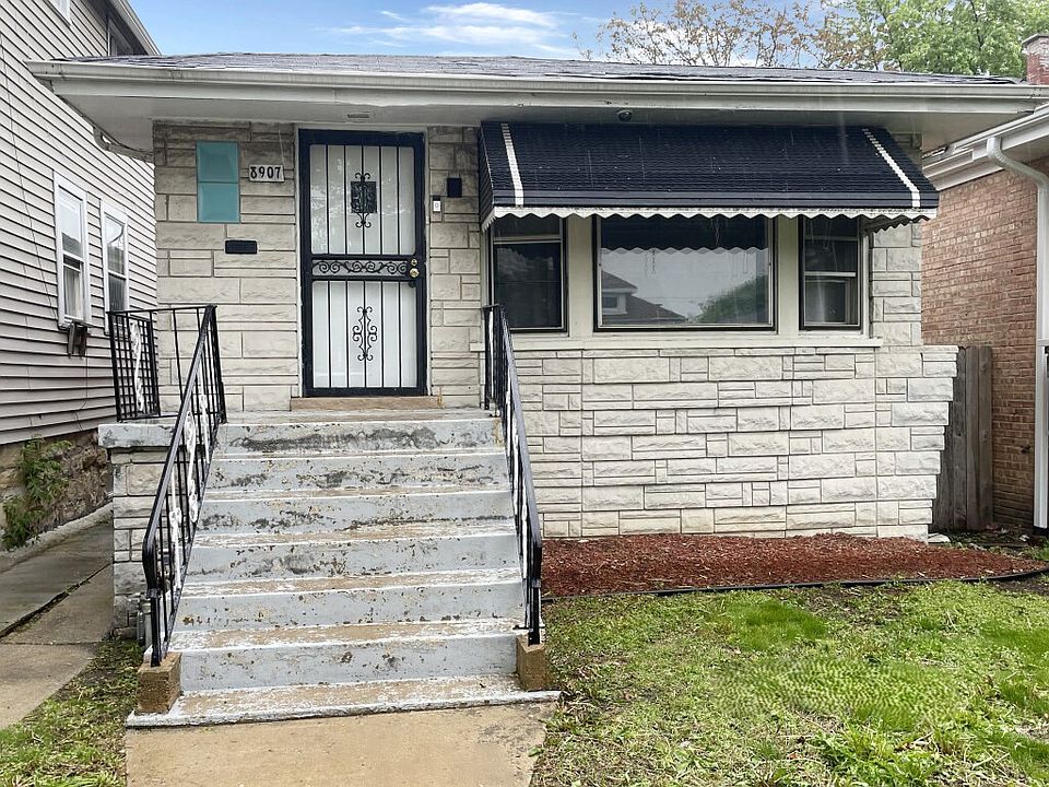 2nd image of 8907 S Parnell Ave