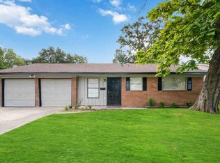 1903 Scarborough Ln, Pasadena, TX 77502