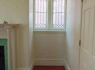 18 Tudor St, Chelsea, MA 02150
