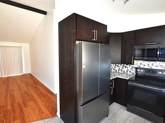 4th image of 5551 Guadalupe Ct