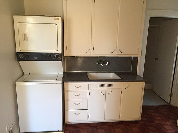 kitchen and washer and dryer