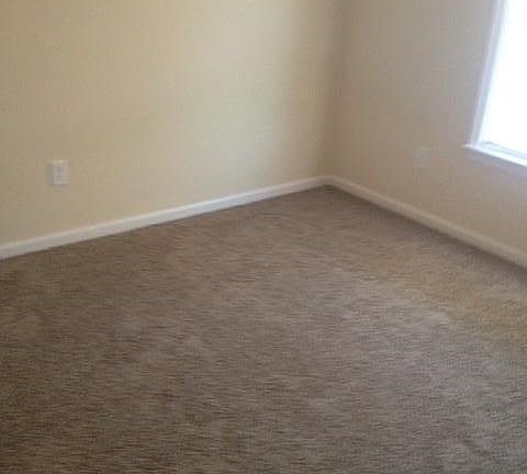 5th image of 106 Limehouse Dr