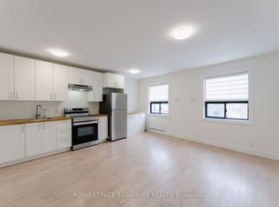 2584 Yonge St #C, Toronto, ON M4P 2J3