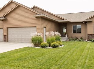 4001 E Brookline Dr, Sioux Falls, SD 57103