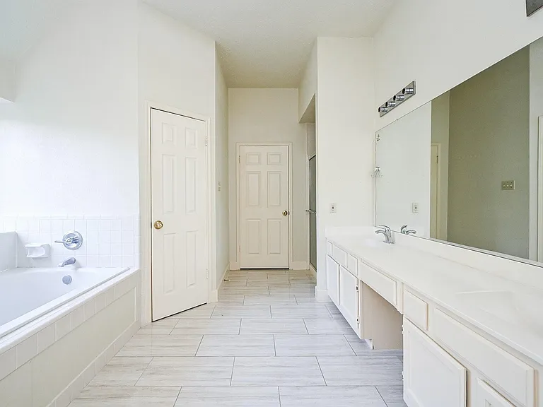 9731 New Kent Dr — Photo 20