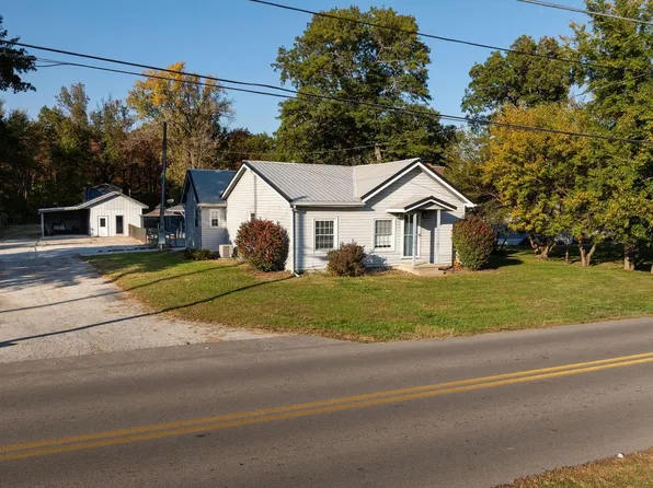 802 W Hanawalt St, Monticello, IN 47960
