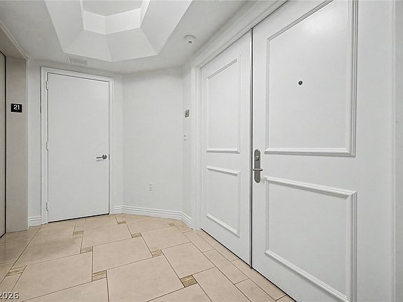 5th image of 2777 Paradise Rd Unit 2102