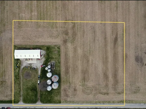 21672 County Road J, Fayette, OH 43521