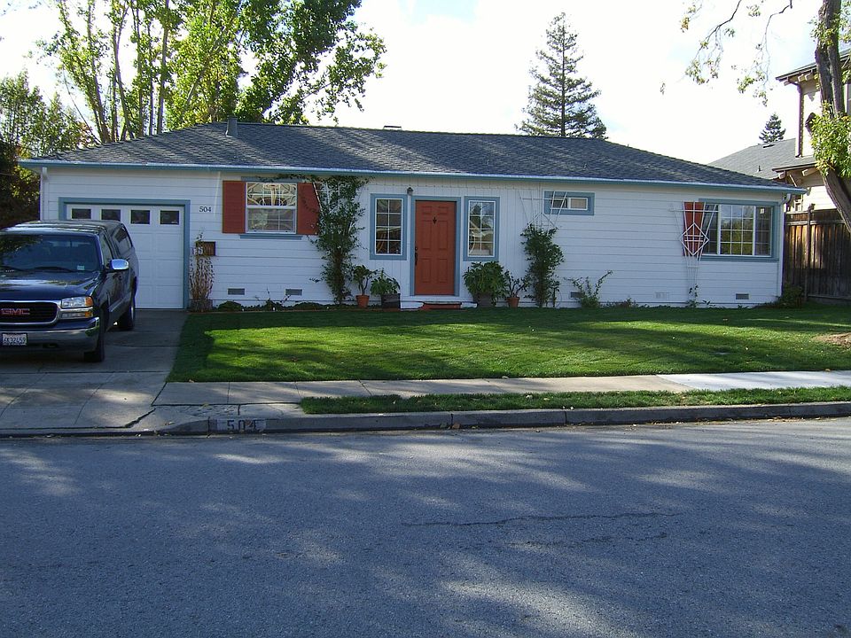 2bdrm,1.5bath cottage
