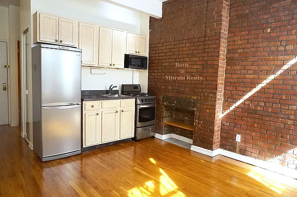 Rented by J Misrahi Realty Corp | media 9