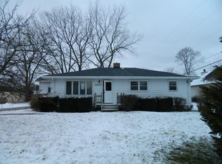 8844 Cooper Rd, Pleasant Prairie, WI 53158