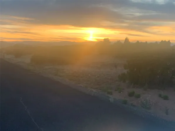 29 W Camino Del Cielo, Santa Fe, NM 87506