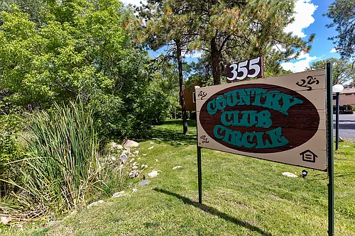 355 Country Club Circle Photo 1