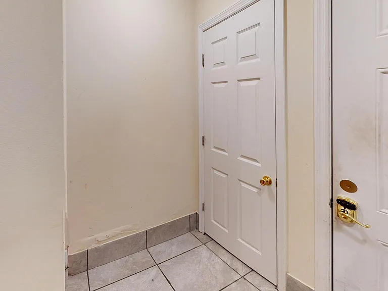 20 Graham St #1 — Photo 13