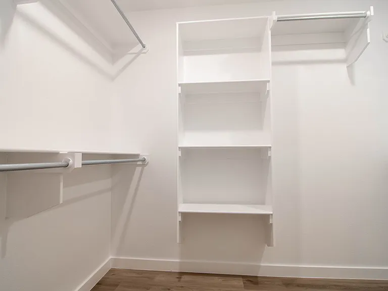 6004 Kingsville St — Photo 13