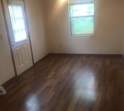 4th image of 4833 King Albert Dr #3B