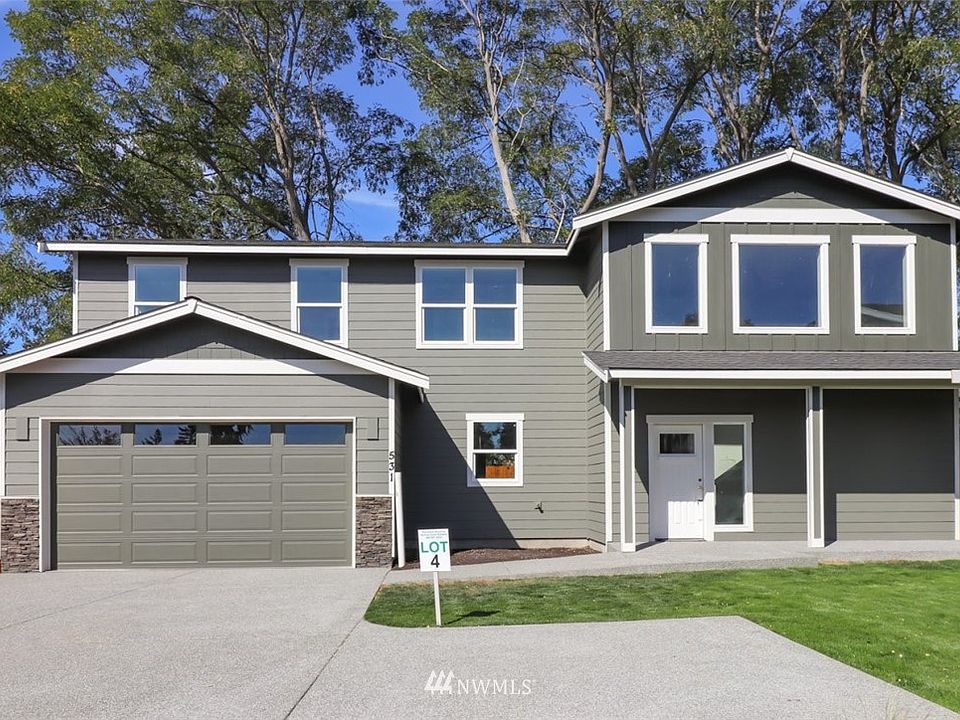 1st image of 531 SE 3rd Court