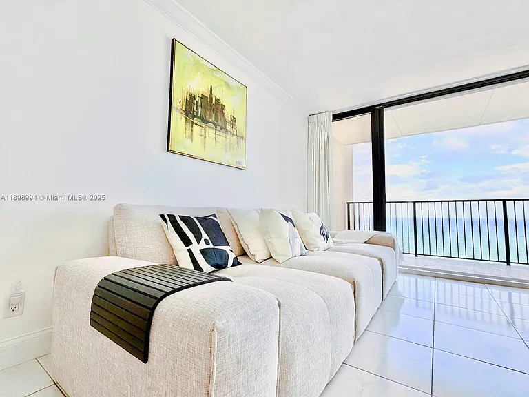 2101 S Ocean Dr #1402 — Photo 13