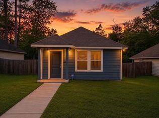 14945 Austin Rd, Willis, TX 77378
