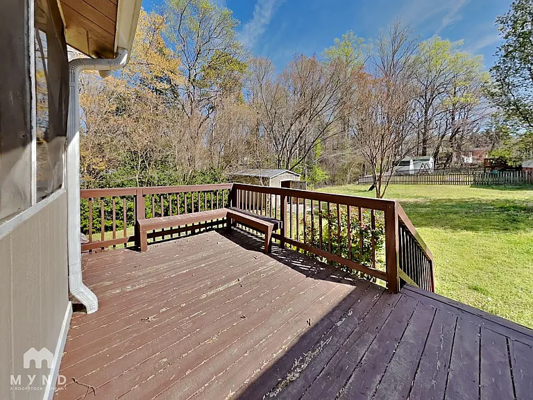 613 Jordan Ridge Ln — Photo 21