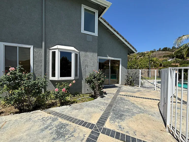 5530 Elderberry Ln — Photo 34