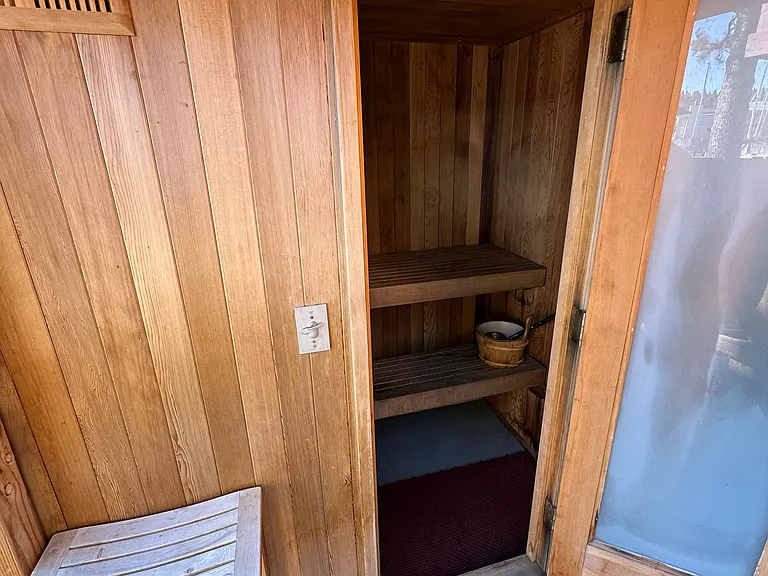 460 Lido Dr — Photo 27